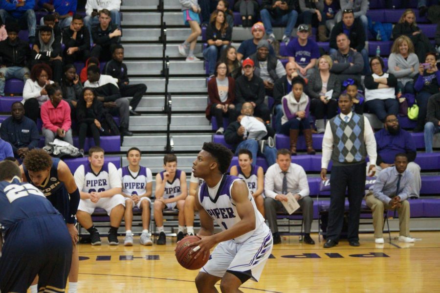 Senior Doc Covington prepares for free throw.