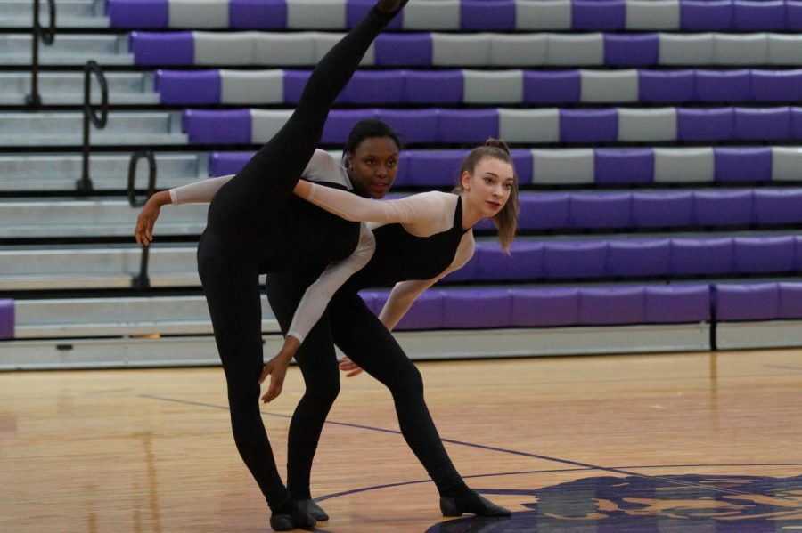 Senior Isley Ford and Sophomore Morgan Slaughter perform their duo "Escalate" at the dance showcase on April 17.