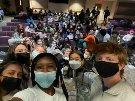 Junior Jillian Collier snaps a selfie at the first Diversity Club meeting on Tuesday, Sept. 7.