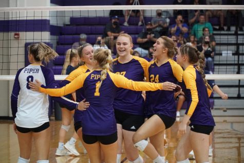 Navigation to Story: Lady Pirates End with Most Successful Season in Years
