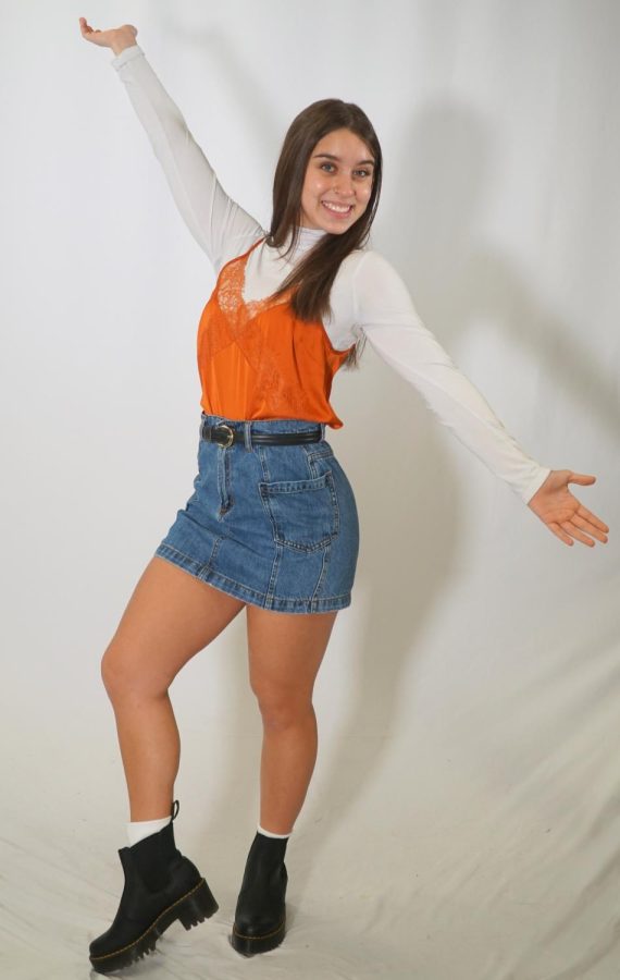 Queen Candidate Audrey Menzies: Piper Dance Team for four years. Prayer Warriors President for one year. Prayer 
Warriors member for four years. Newspaper for three years. Editor for two years. 20/20 Leadership for two years. Student Council for two years. National Honor Society for two years. FCCLA for two years. After high school Menzies plans on attending Wichita State University to study social work and spanish. Her most embarrassing moment was when she said something embarrassing on Zoom and she didn’t know that the entire class could hear it. Her celebrity crush is Bradley Cooper and a fun fact about her is that she has a 15-year-old chihuahua named Honey who makes silly noises. 
