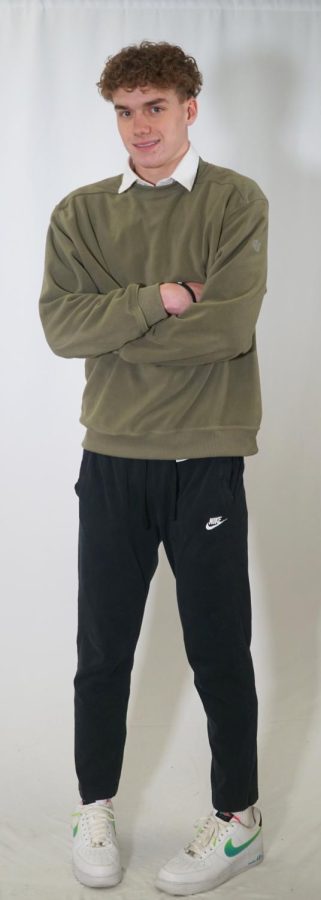 King Candidate Seth Briggs: Piper Basketball for two years. Piper Swim for two years. After high school, Briggs plans to study fire science and marine biology. His most embarrassing moment was when he fell down the stairs, got up, and then fell again. A fun fact about him is that he has been racing dirt bikes for years. 