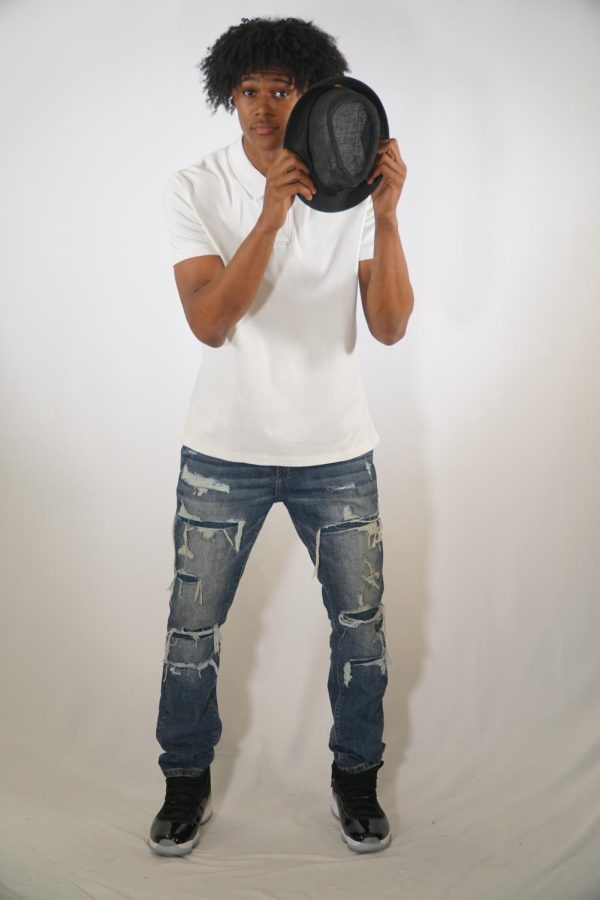 King Candidate Jaron Briggs: Piper Basketball for four years. After high school Briggs plans to study physical therapy. His celebrity crush is Madison Bailey and a fun fact about him is that he is ambidextrous. 