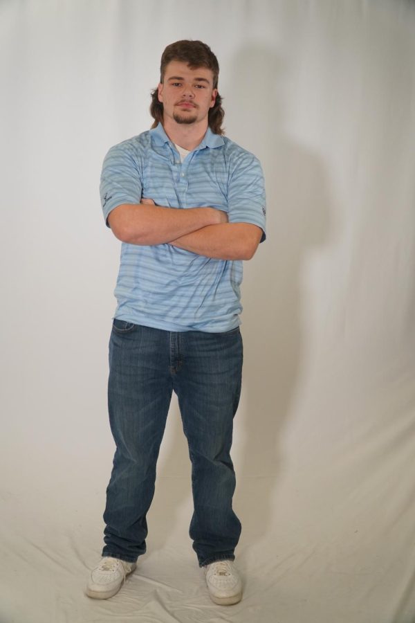 King Candidate Brody Lanter: Piper Football for four years, Wrestling for four years, Powerlifting for two years, Piper Baseball for two years, Track for two years, National Honor Society for two years, and President service for three years. After high school, Lanter plans on joining the Kansas Army National Guard while attending a trade school for mechanics. HIs most embarrassing moment was getting COVID-19 right before courtwarming. His celebrity crush is Zendaya and a fun fact about him is that he drives a race wagon. 