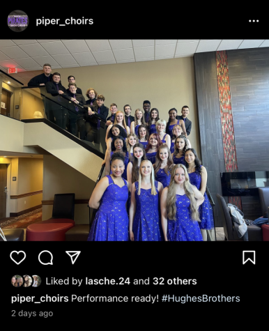 PHS choirs visit Branson, perform and explore Silver Dollar City. Photos via Instagram 